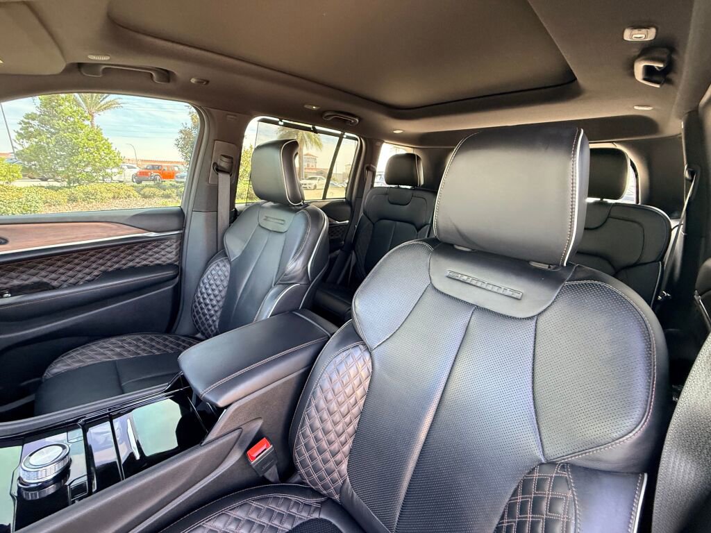 Used 2022 Jeep Grand Cherokee Summit w/ Adv Protech Group IV image 23