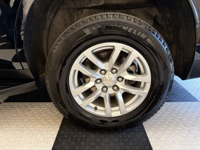 Used 2024 Chevrolet Tahoe LT AWD/4WD image 11