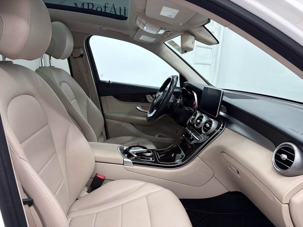 Certified 2016 Mercedes-Benz GLC 300 image 30