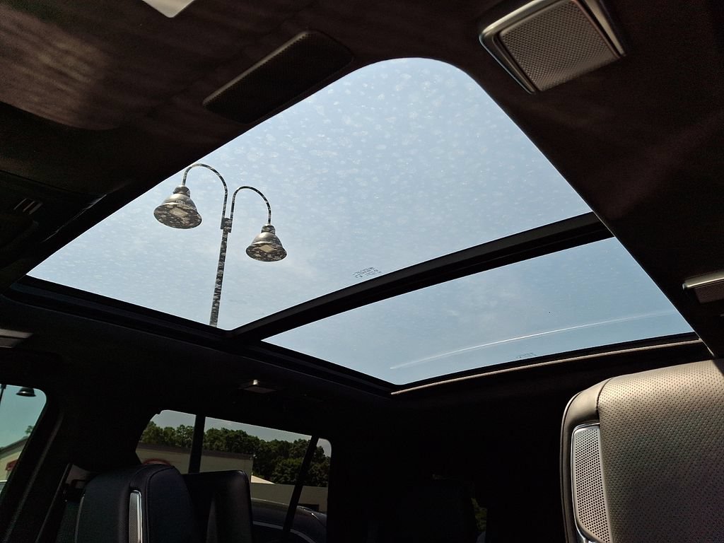 Used 2023 Cadillac Escalade V w/ LPO, ONYX Package AWD/4WD image 15