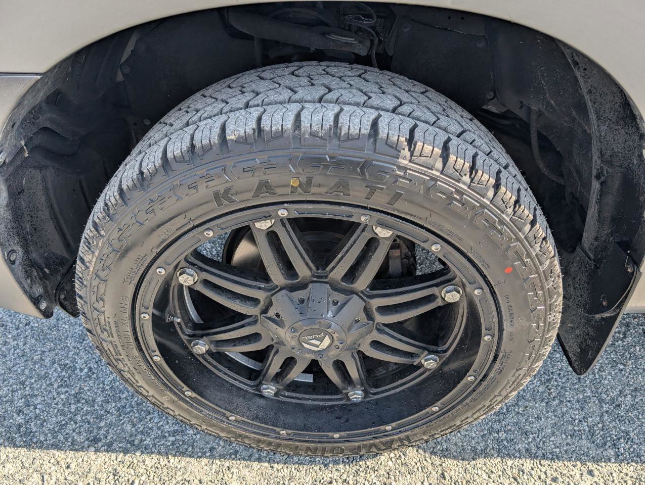 Used 2013 Toyota Tundra Double Cab w/ Tow Pkg image 12