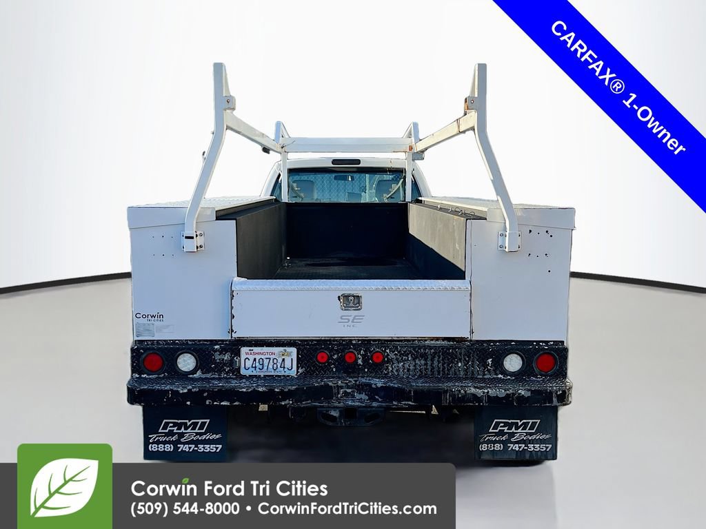 Used 2016 Ford F550 4x4 Regular Cab Super Duty image 13