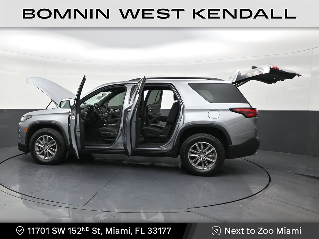 Used 2024 Chevrolet Traverse LT image 30