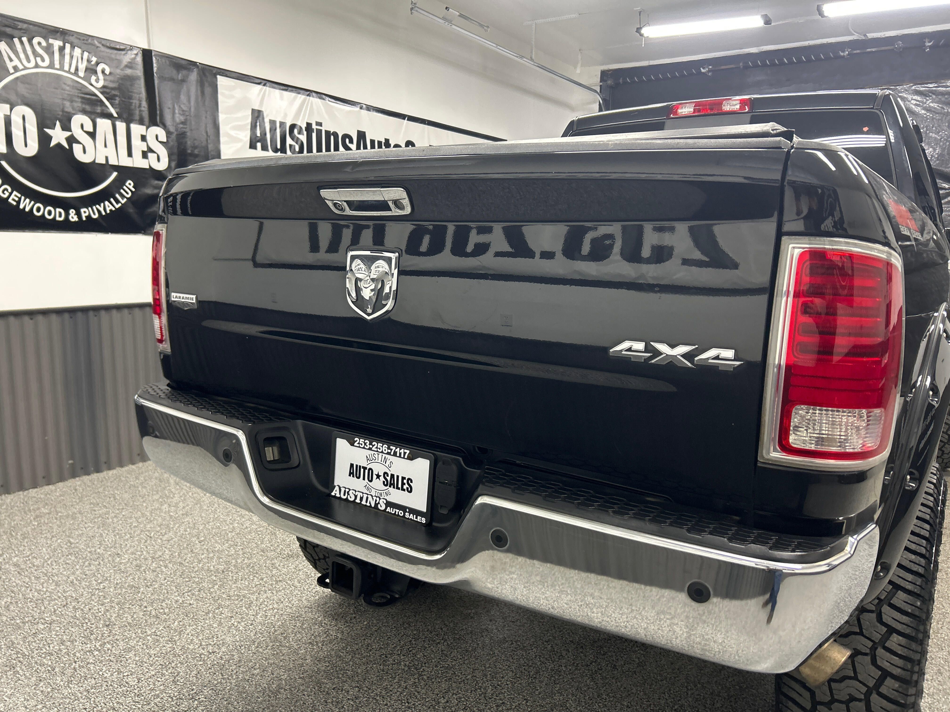 Used 2015 RAM 2500 Laramie image 5
