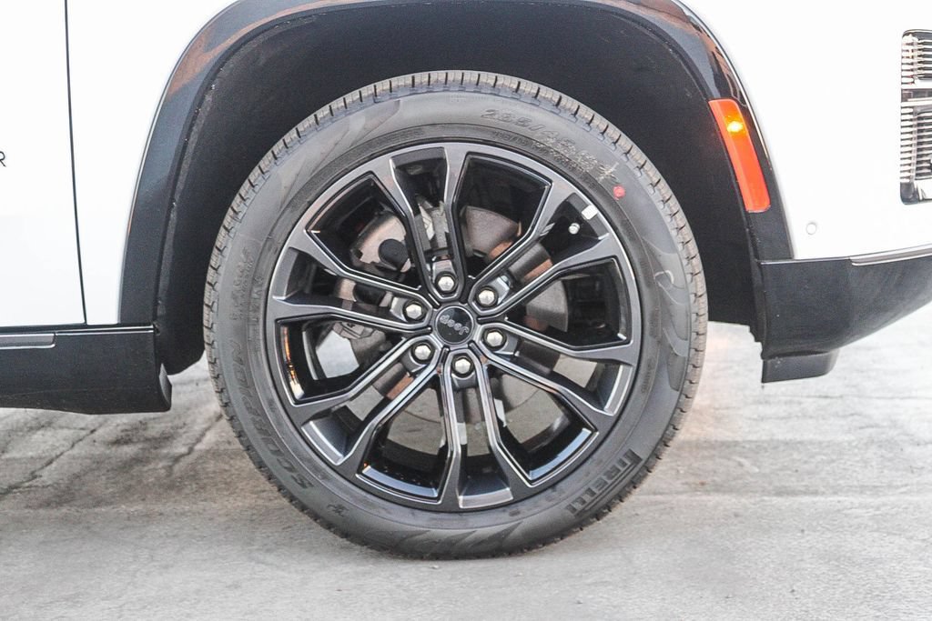 New 2026 Jeep Grand Wagoneer Summit AWD/4WD image 11