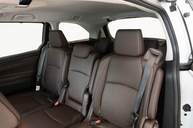 New 2026 Honda Odyssey Touring image 20