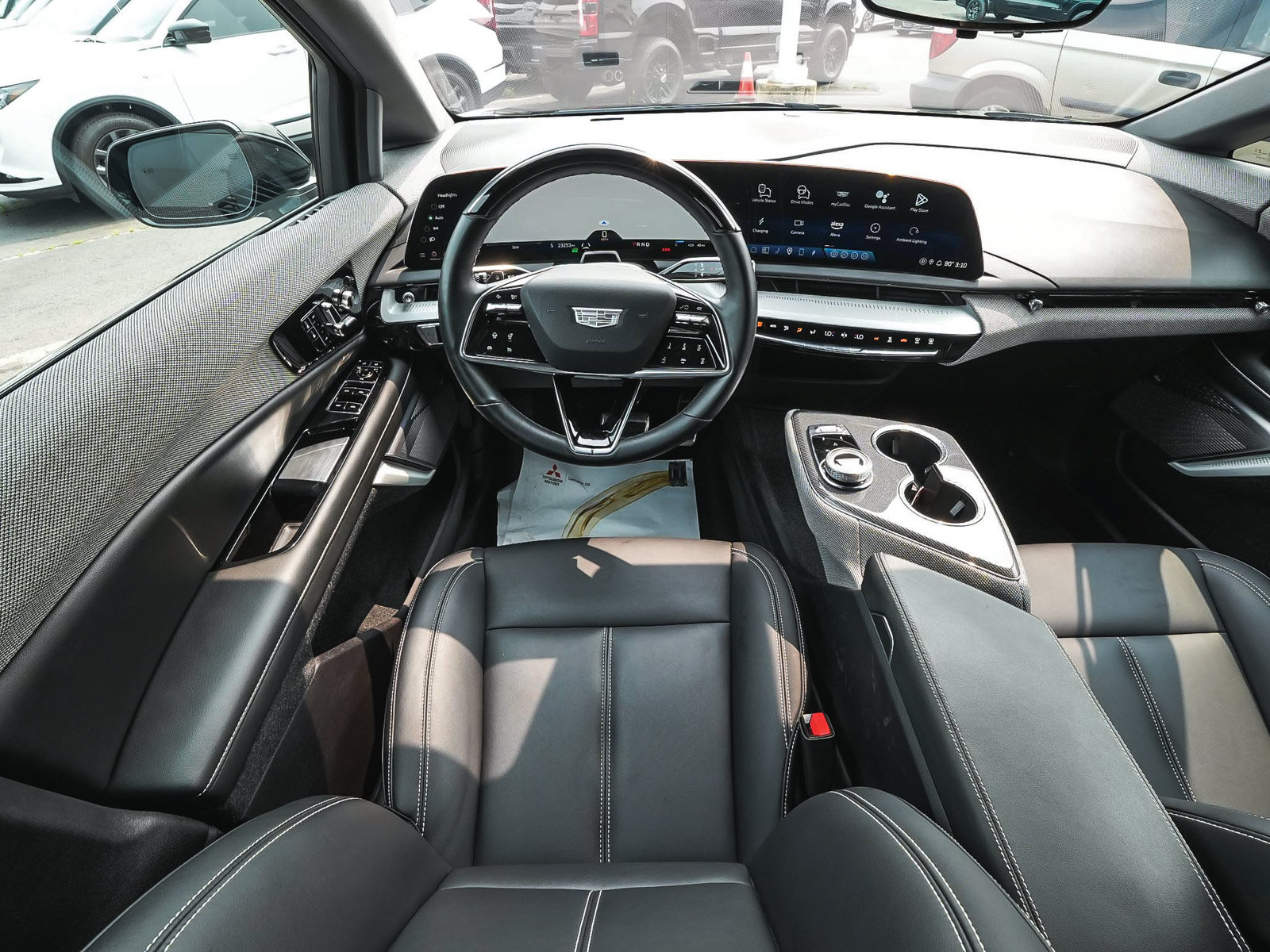 Used 2025 Cadillac Optiq Luxury 1 AWD/4WD image 51