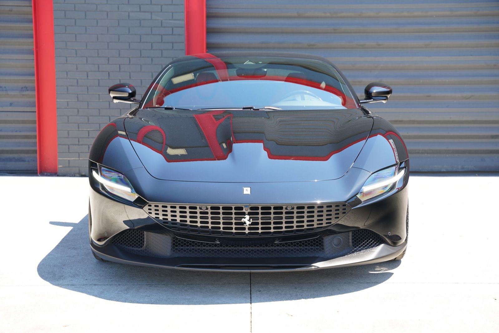 Used 2023 Ferrari Roma RWD image 5