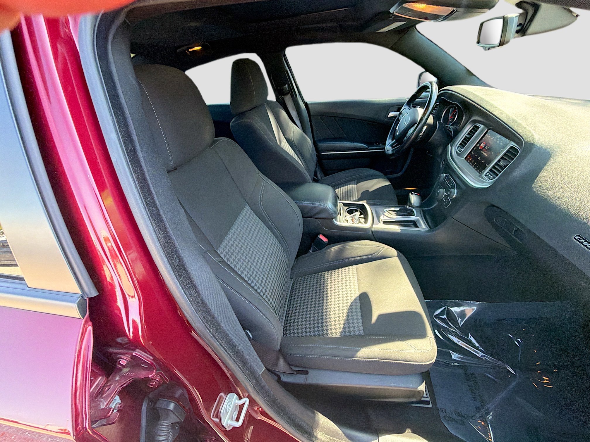 Used 2022 Dodge Charger SXT w/ Driver Convenience Group image 14