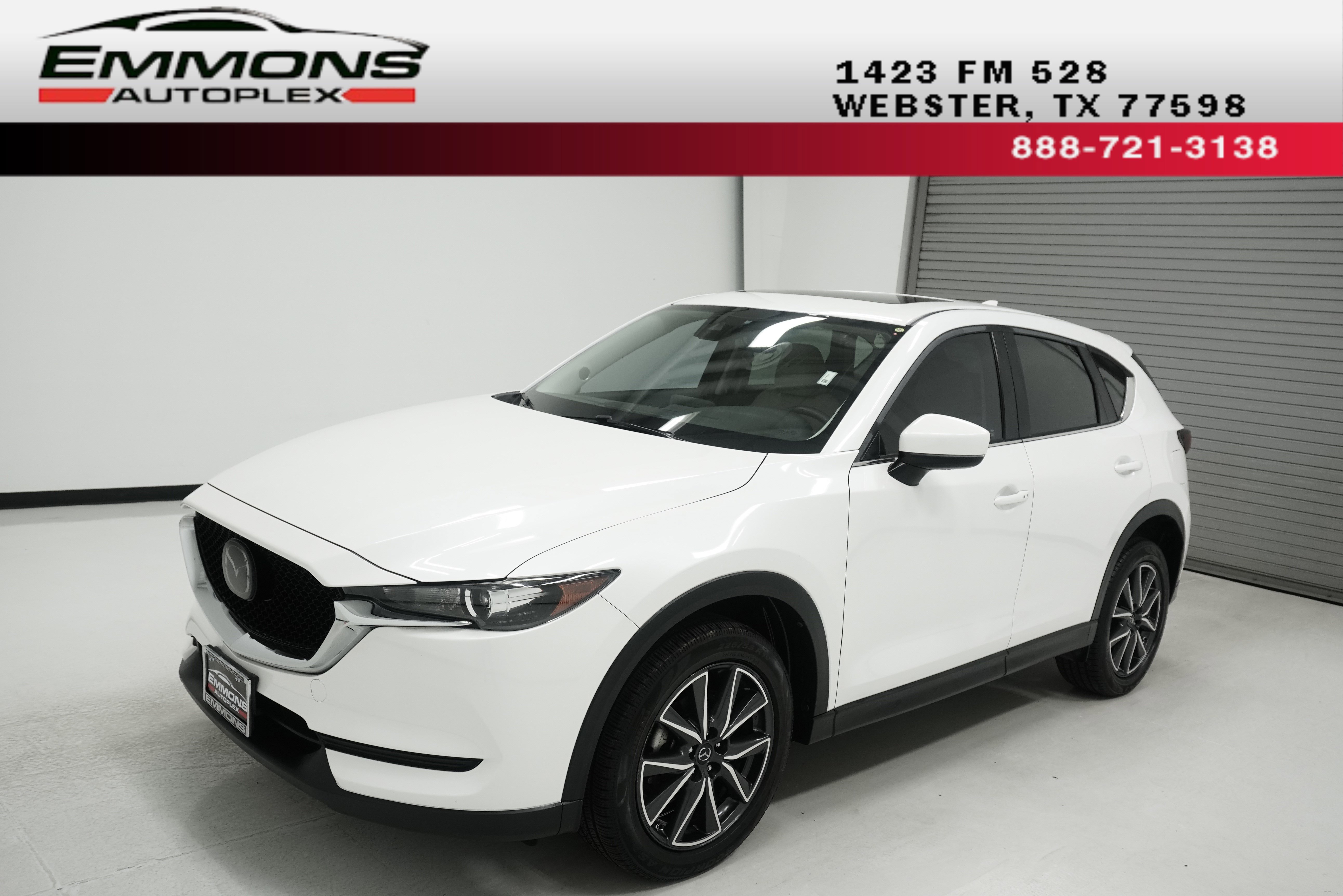 Used 2018 MAZDA CX-5 Touring w/ Preferred Equipment Package FWD image 1