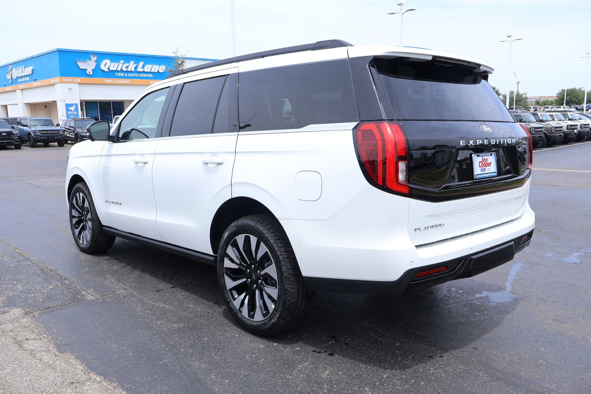 New 2027 Ford Expedition Platinum w/ Driver's Package AWD/4WD image 24