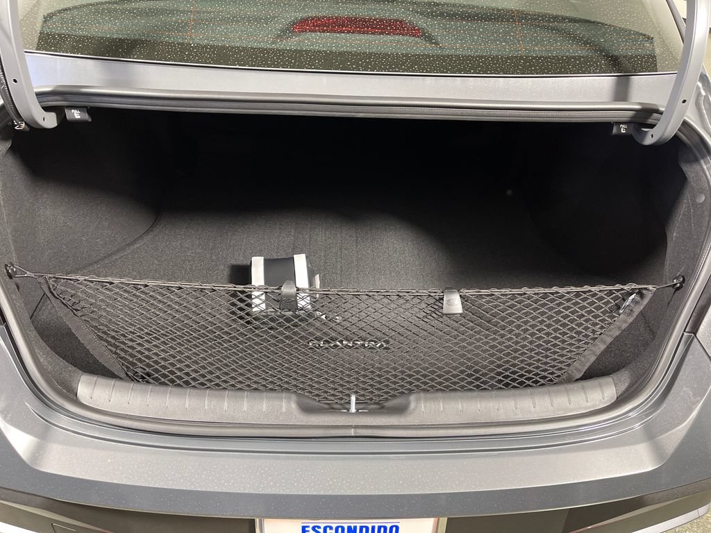 New 2026 Hyundai Elantra SEL FWD image 10