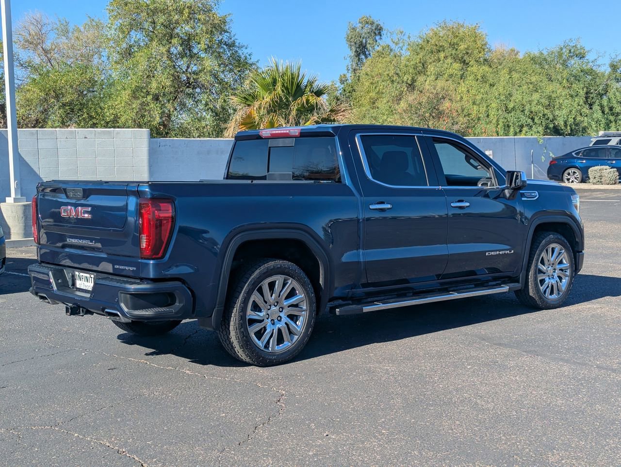 Used 2021 GMC Sierra 1500 Denali AWD/4WD image 6