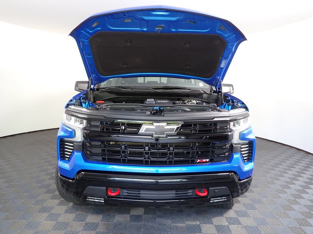 Used 2025 Chevrolet Silverado 1500 LT Trail Boss w/ Convenience Package II AWD/4WD image 40