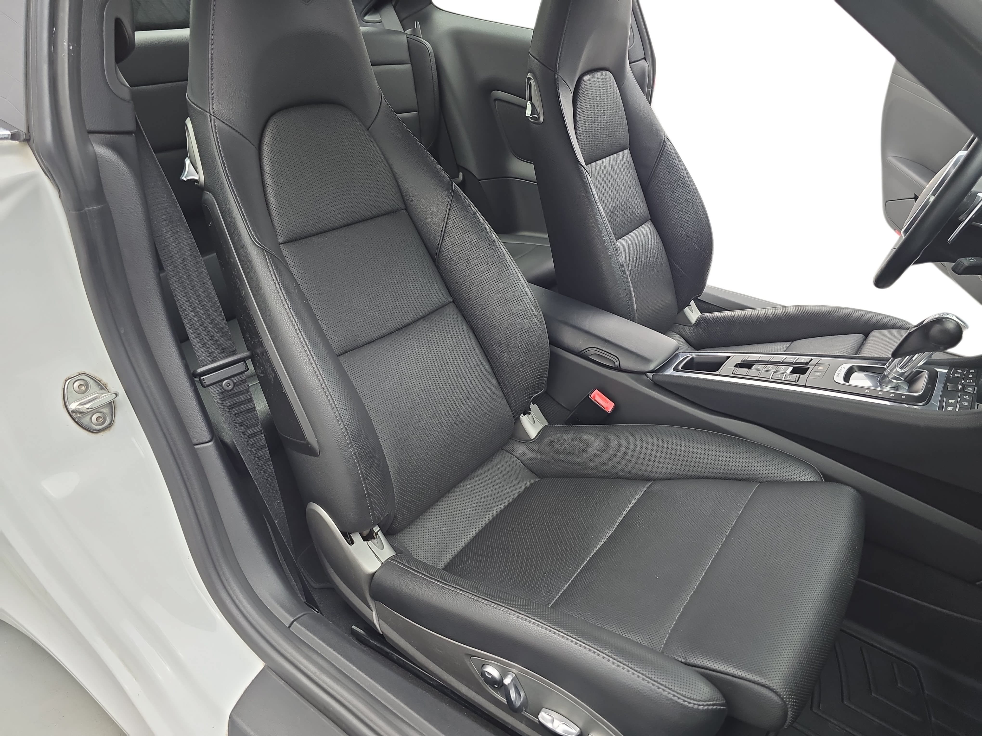 Certified 2014 Porsche 911 Carrera RWD image 11