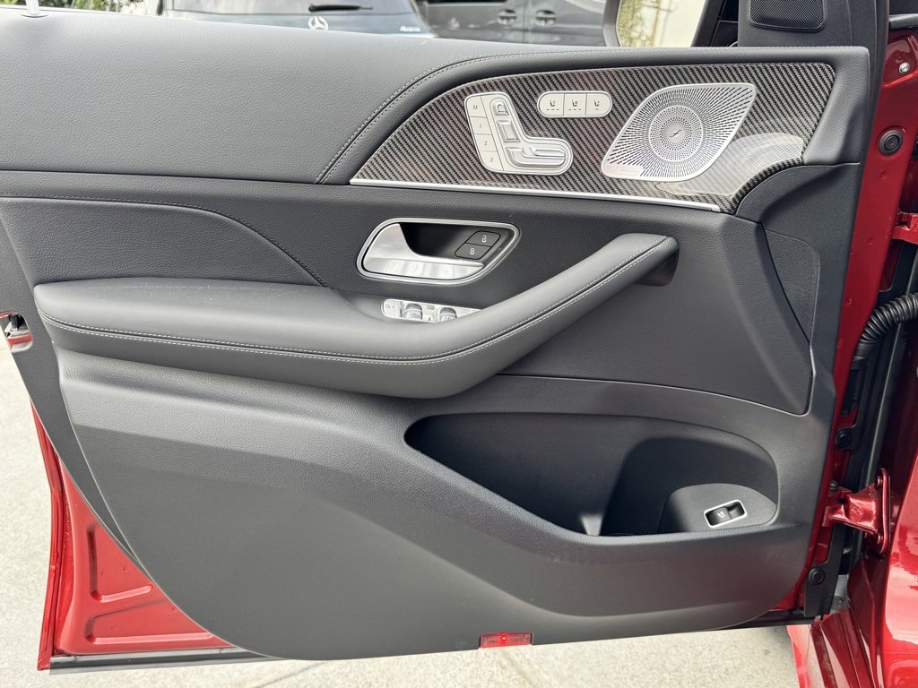 New 2025 Mercedes-Benz GLE 53 AMG 4MATIC Coupe image 18