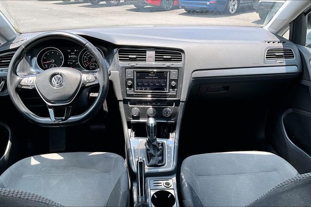 Used 2019 Volkswagen Golf SE FWD image 23