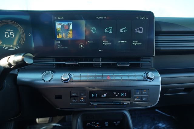 Used 2024 Hyundai Kona SEL image 29