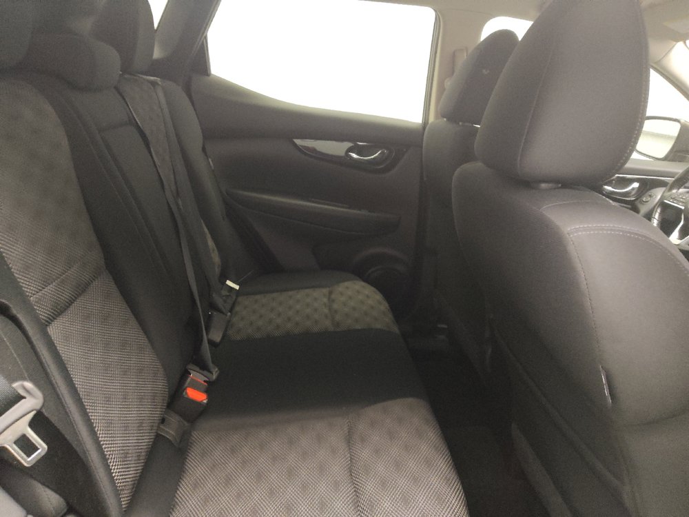 Used 2021 Nissan Rogue Sport SV FWD image 19