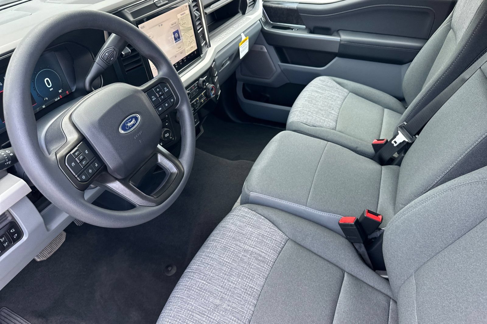 New 2026 Ford F250 XLT w/ XLT Premium Package AWD/4WD image 9