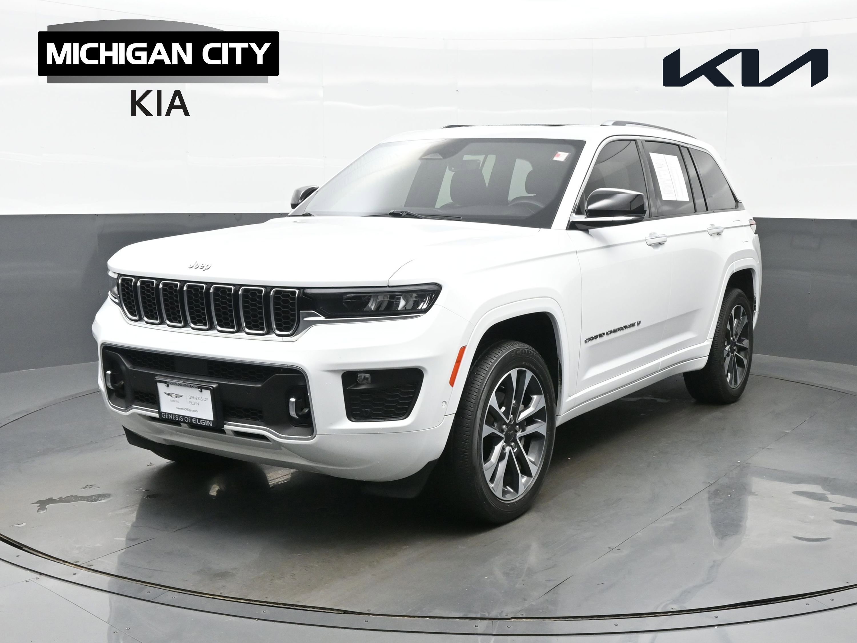 Used 2023 Jeep Grand Cherokee Overland AWD/4WD video 1