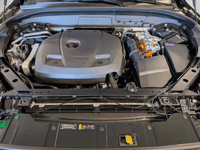 New 2026 Volvo XC60 T8 Plus w/ Climate Package PRO AWD/4WD image 18