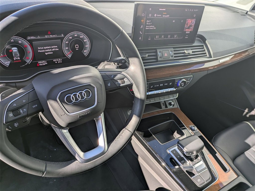 Used 2024 Audi Q5 2.0T Premium Plus w/ Premium Plus Package image 15