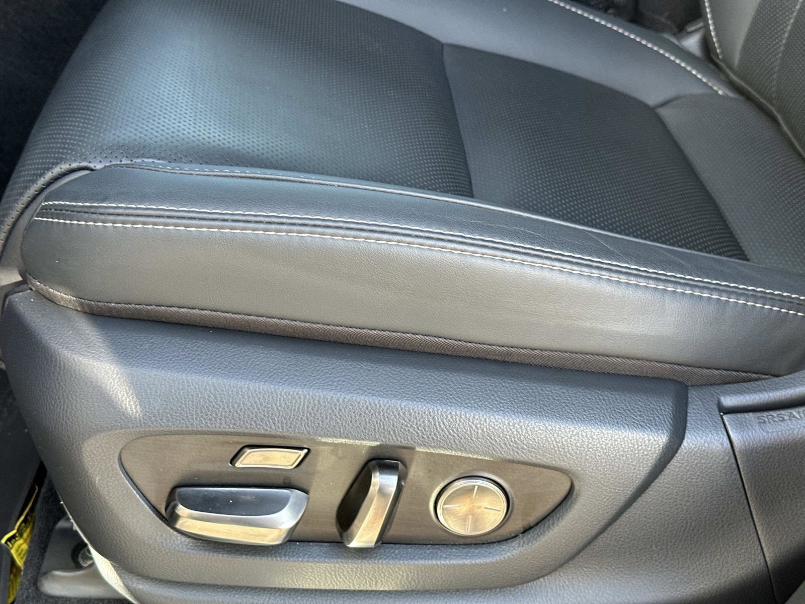 Used 2024 Lexus LX 600 4WD w/ Luxury Package image 22