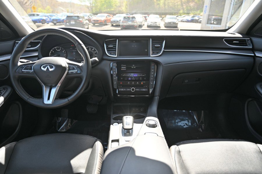 Used 2023 INFINITI QX50 Luxe AWD/4WD image 14