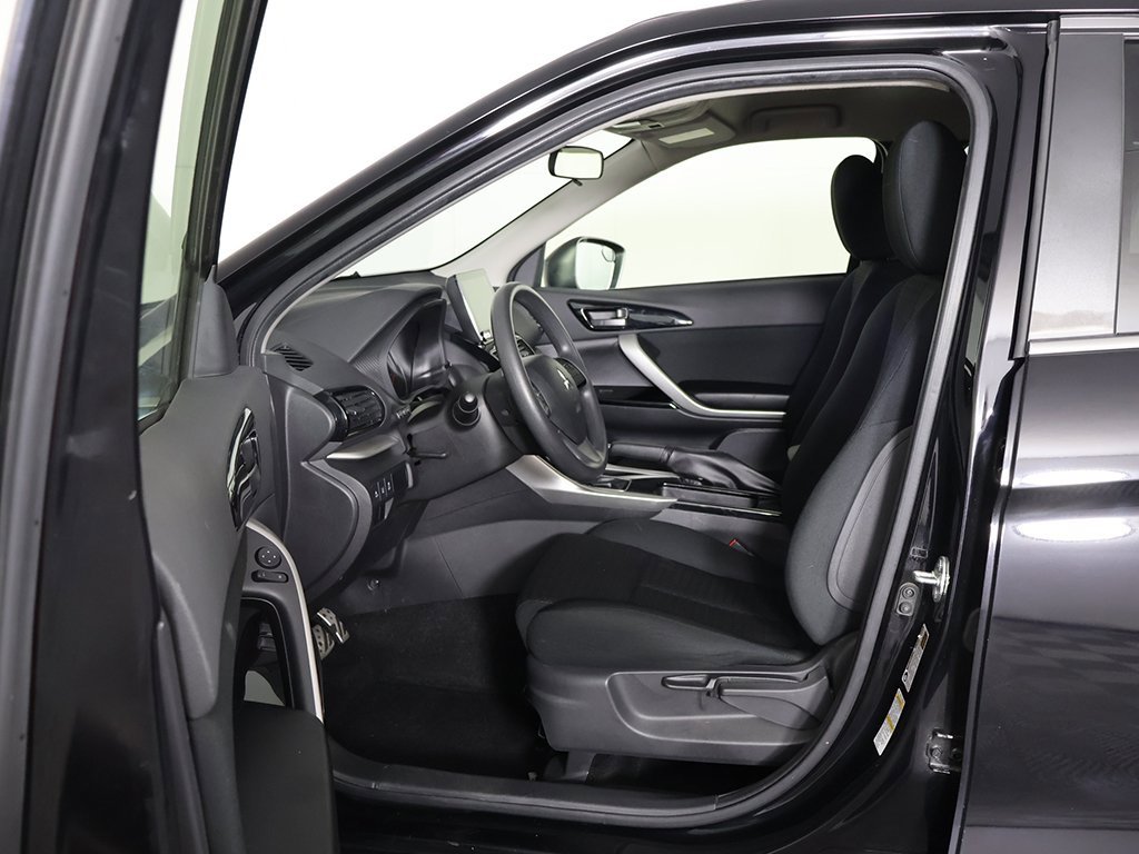 Used 2023 Mitsubishi Eclipse Cross LE image 25