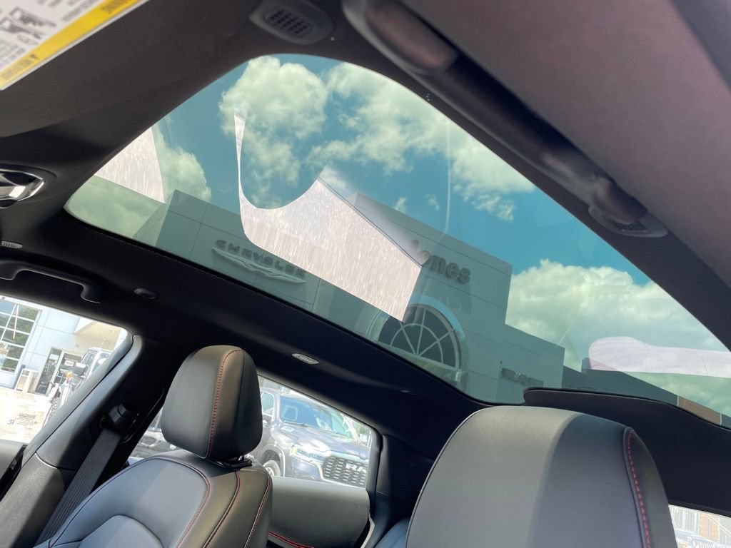 New 2026 Dodge Charger Scat Pack AWD/4WD image 12