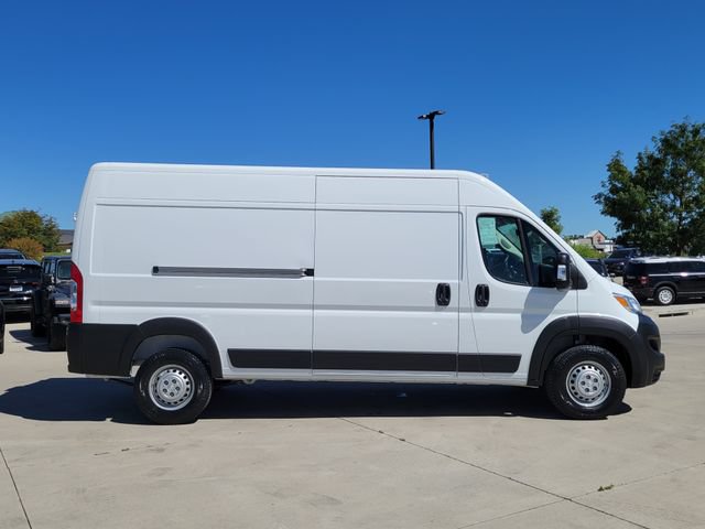 Used 2025 RAM ProMaster 2500 FWD image 2
