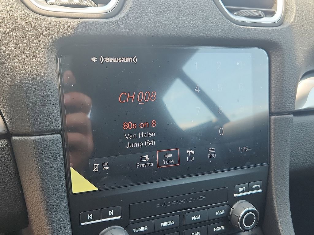 New 2025 Porsche 718 Cayman image 13