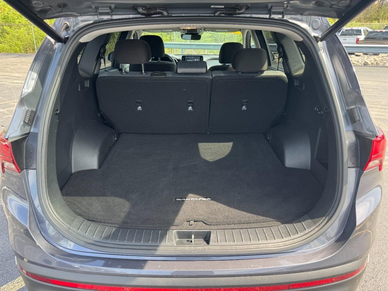 Used 2022 Hyundai Santa Fe Blue image 5