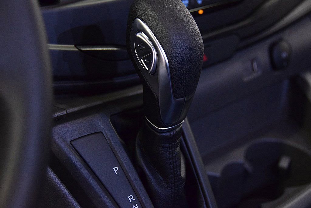 New 2026 Ford Transit 250 148 Medium Roof w/ Load Area Protection Package image 22