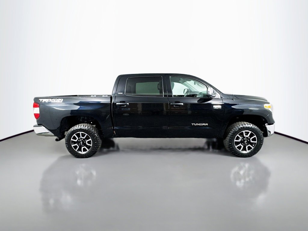 Used 2018 Toyota Tundra SR5 w/ TRD Off Road Package image 7