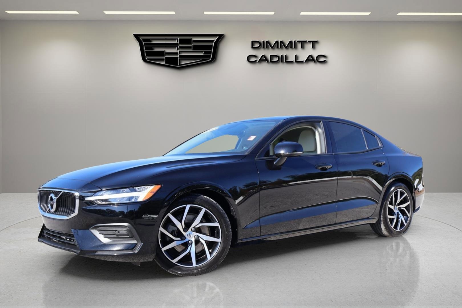 Used 2020 Volvo S60 T5 Momentum w/ Protection Package Premier