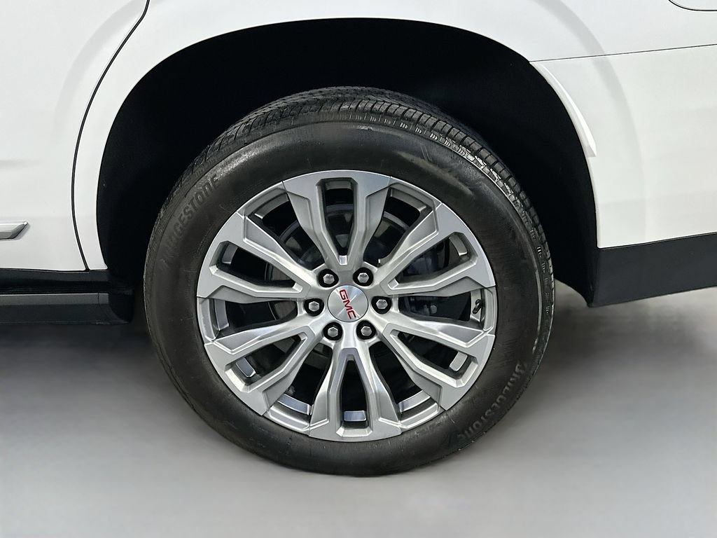 Used 2023 GMC Yukon Denali w/ LPO, Floor Liner Package AWD/4WD image 34