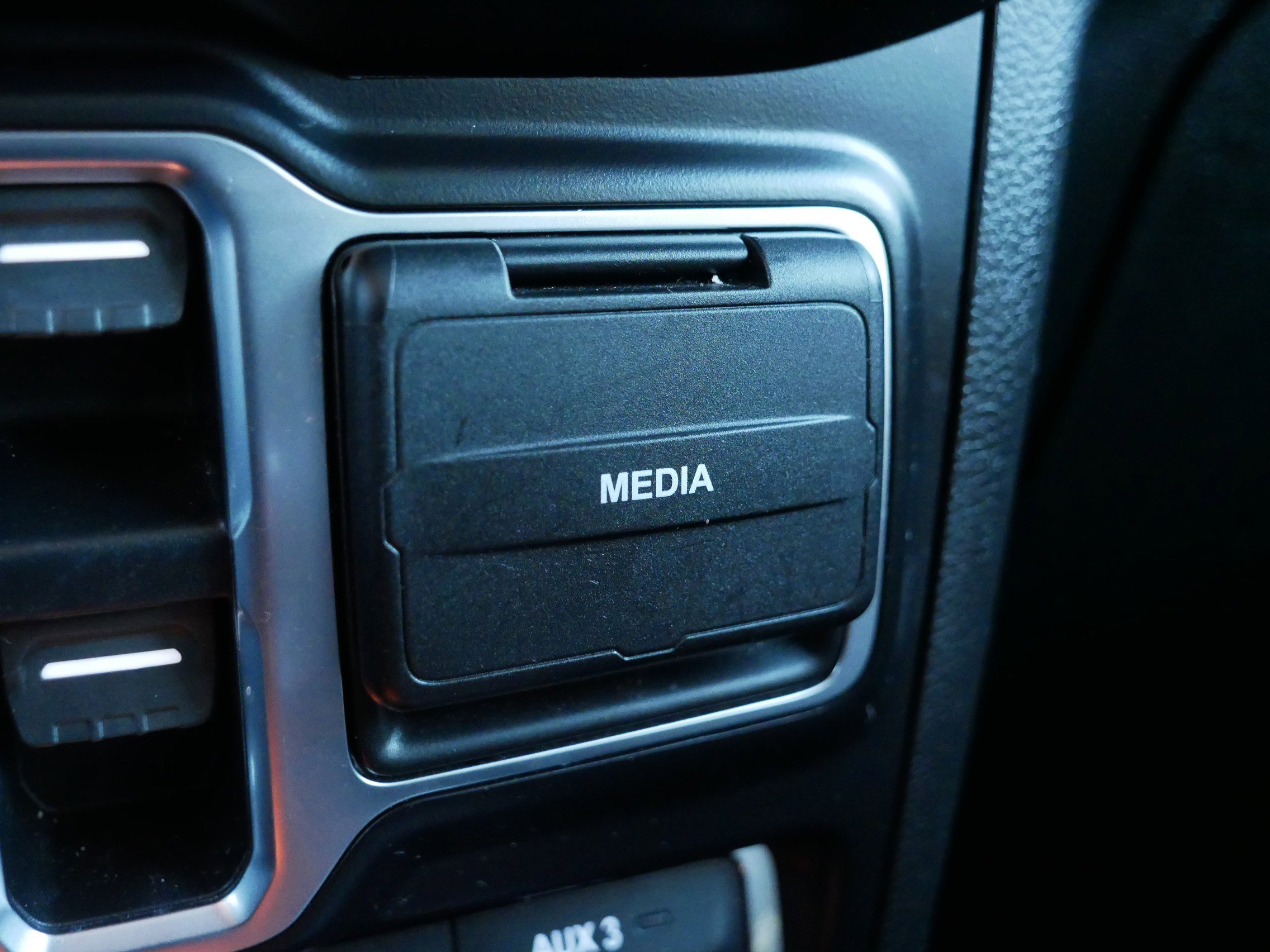 Used 2020 Jeep Gladiator Rubicon image 32