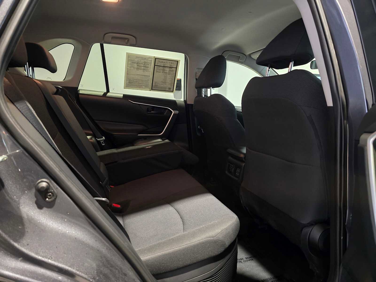 Used 2019 Toyota RAV4 LE image 16