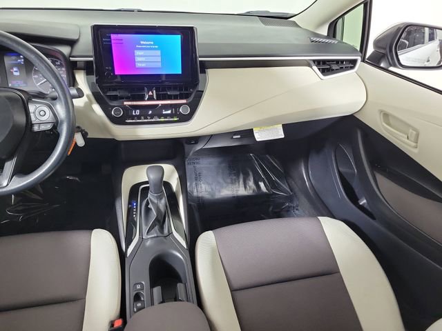 Used 2025 Toyota Corolla LE FWD image 17