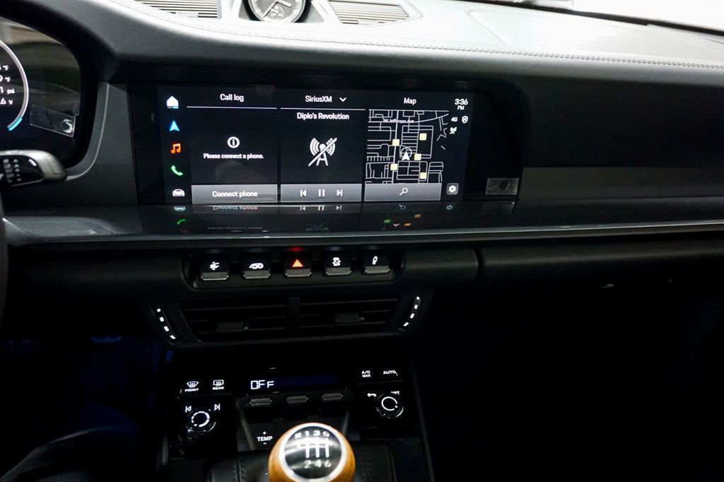 Used 2025 Porsche 911 Carrera T RWD image 64