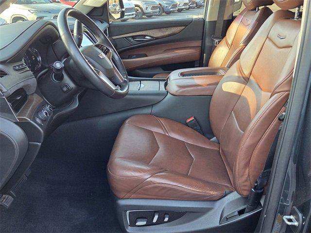 Used 2020 Cadillac Escalade Luxury image 9