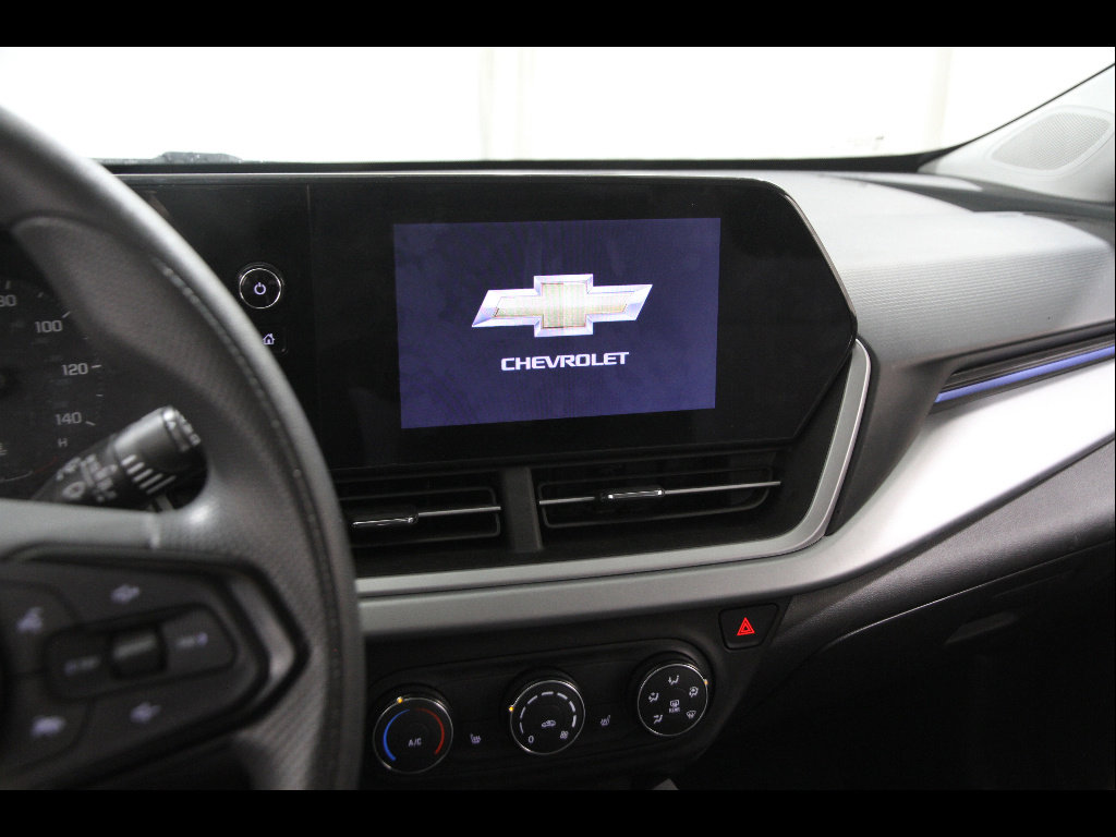 Certified 2024 Chevrolet Trax LS w/ LS Convenience Package image 9