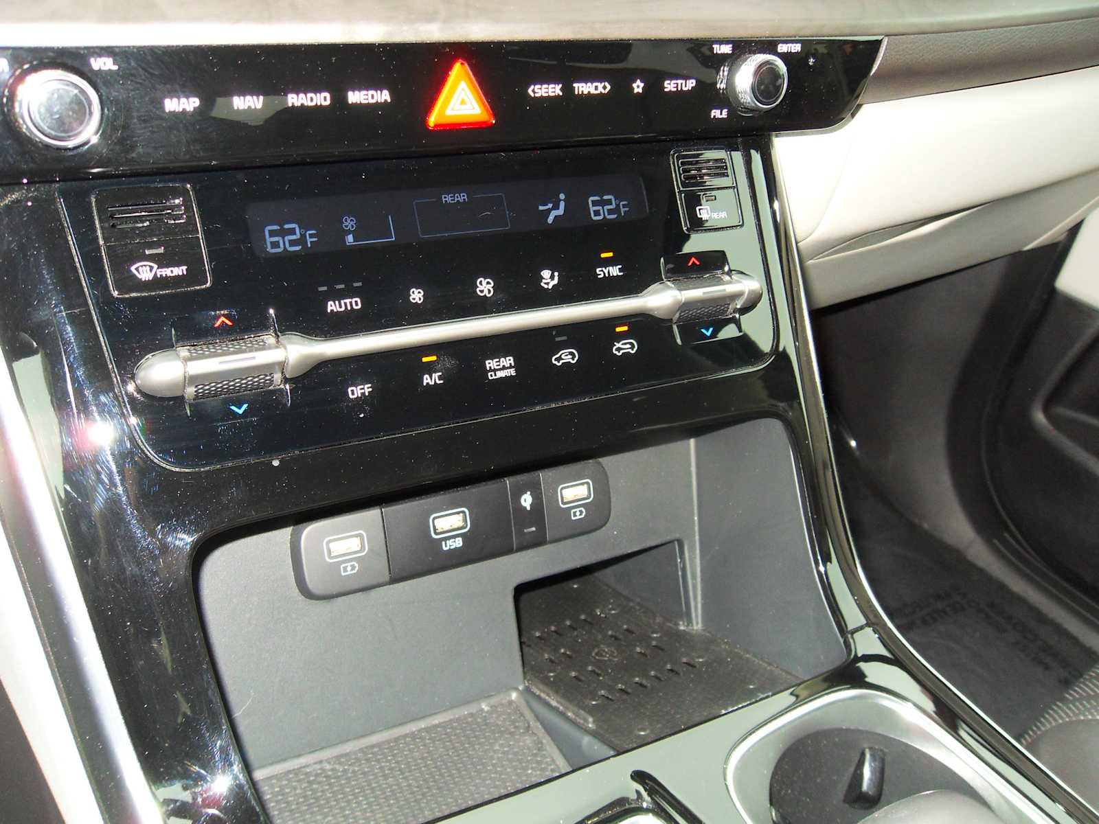 Used 2024 Kia Carnival SX FWD image 36