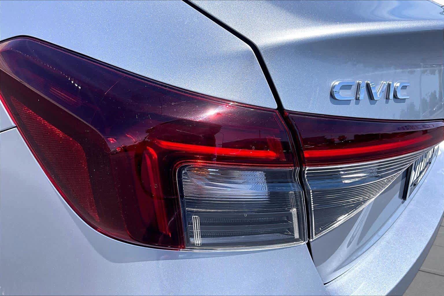 Used 2025 Honda Civic Sport Touring image 28