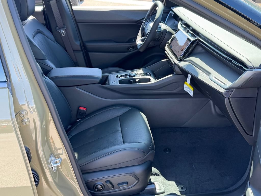New 2026 Jeep Cherokee Overland w/ Advanced Pro Tech Group AWD/4WD image 21