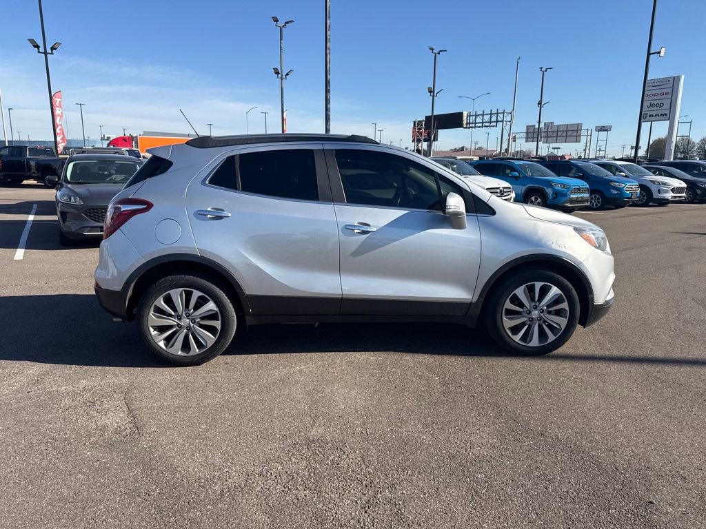 Used 2018 Buick Encore Preferred image 36