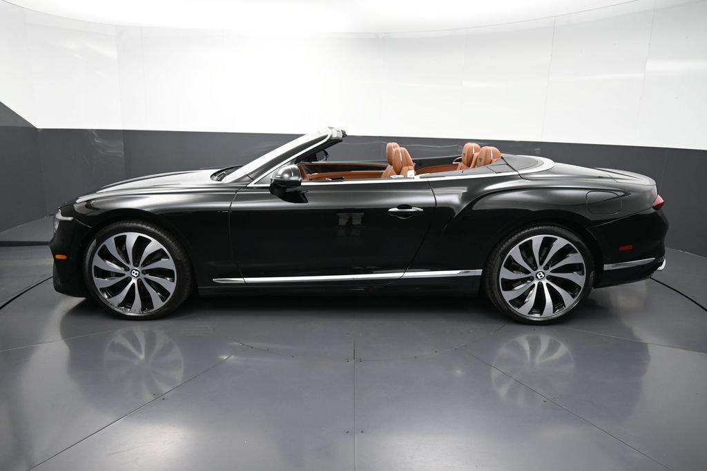 Used 2026 Bentley Continental GT AWD/4WD image 31