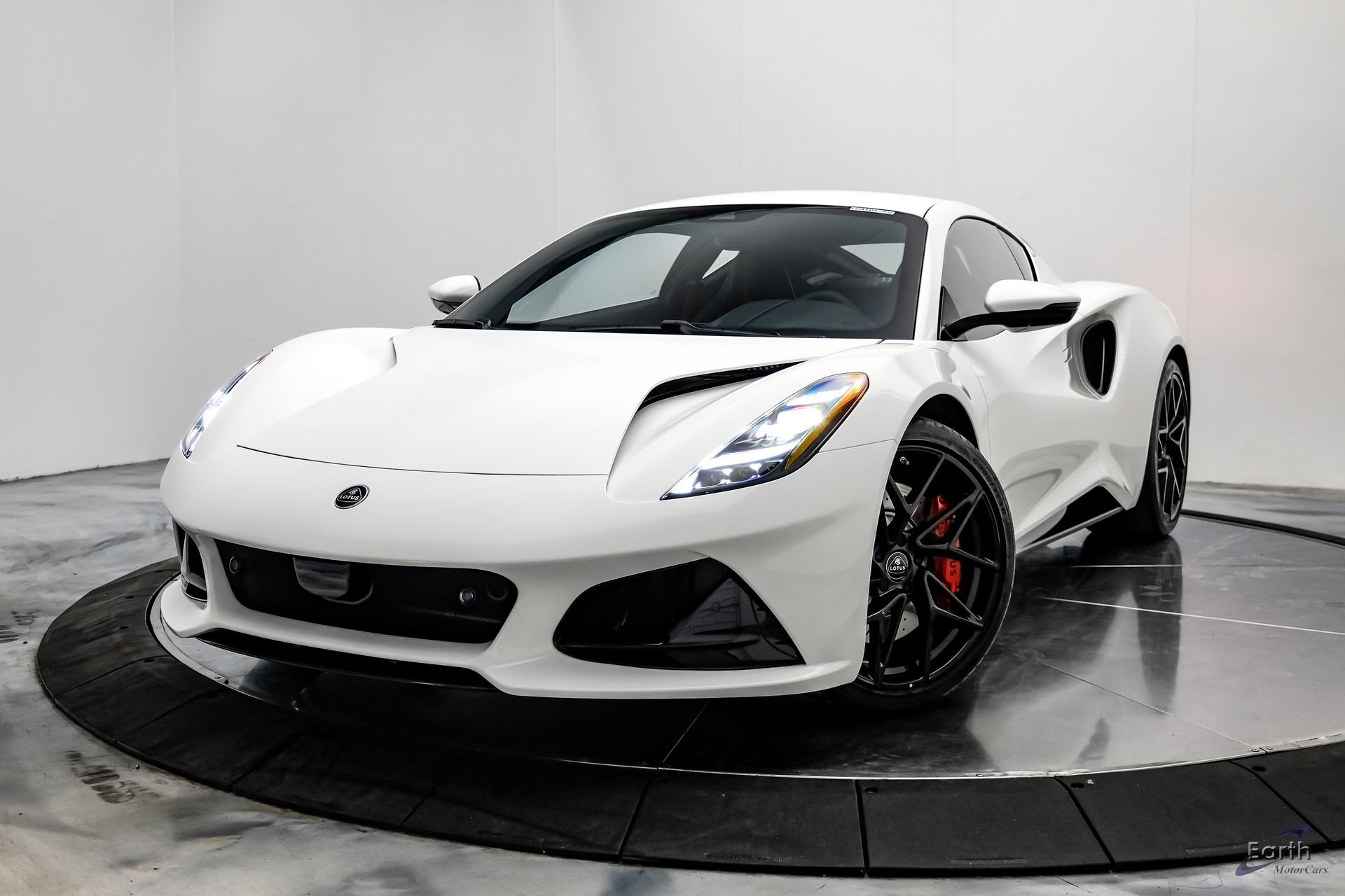 New 2026 Lotus Emira RWD image 5